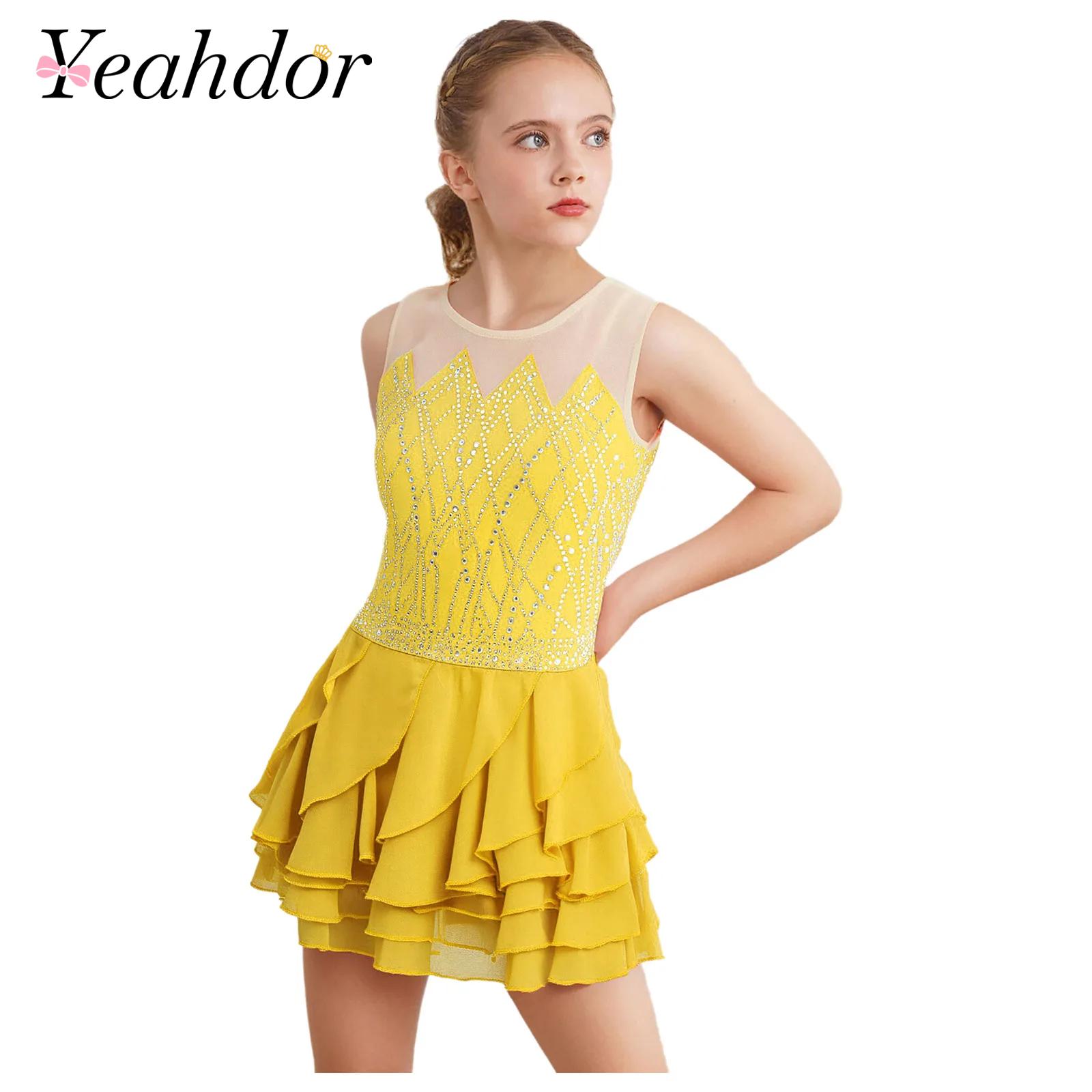 Robe de patinage artistique en - Rhinestone Banding Trim avis et prix